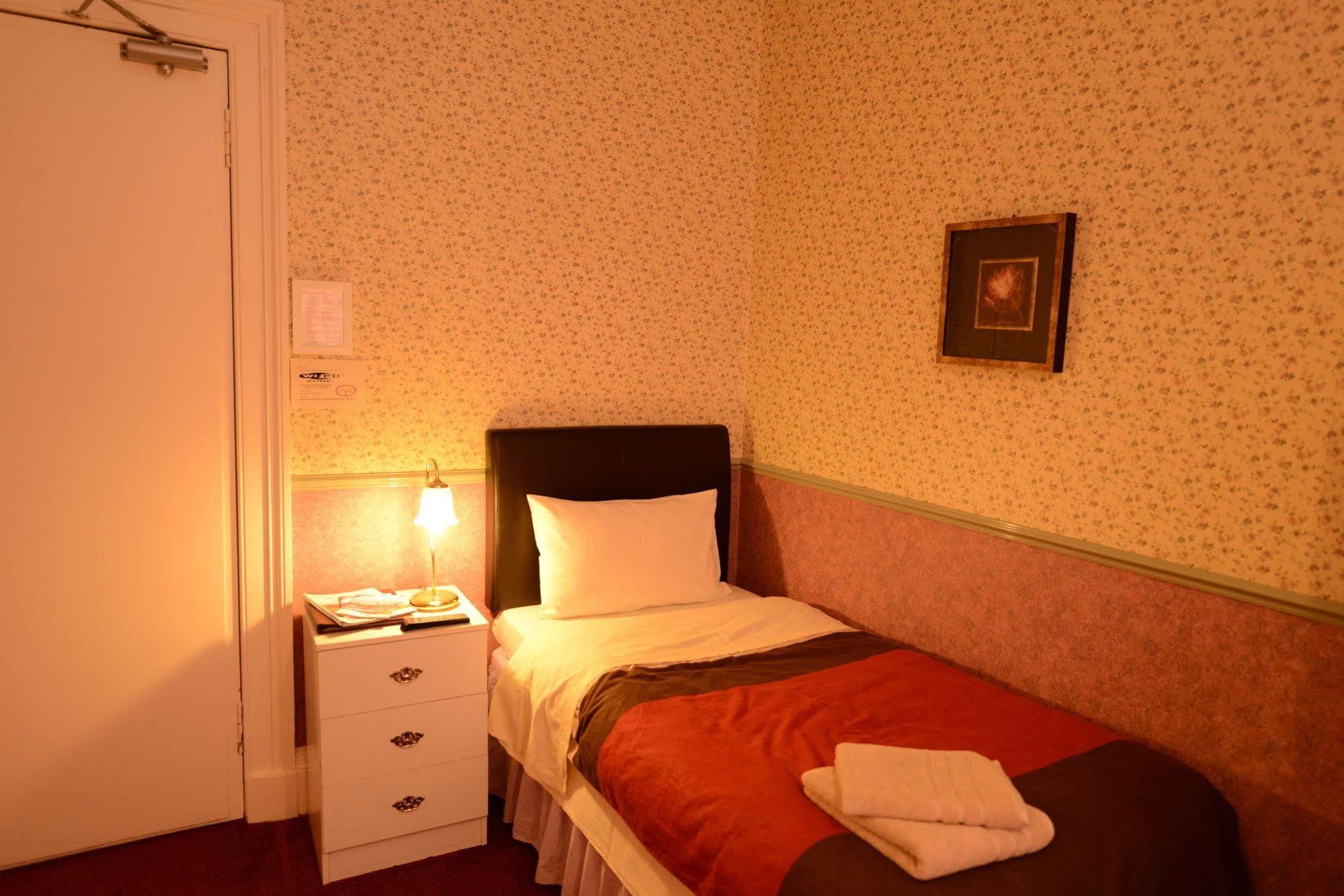 The Thistle House Единбург Екстериор снимка